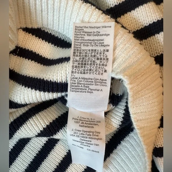 NWOT J.Crew Relaxed Emilie Sweater Lady Jacket Size Medium - Picture 11 of 12